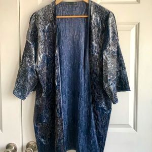 Blue sparkling kimono